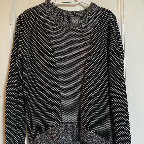 Lululemon Navy Blue/White Merino Wool Knit Sweater - Picture 1 of 3